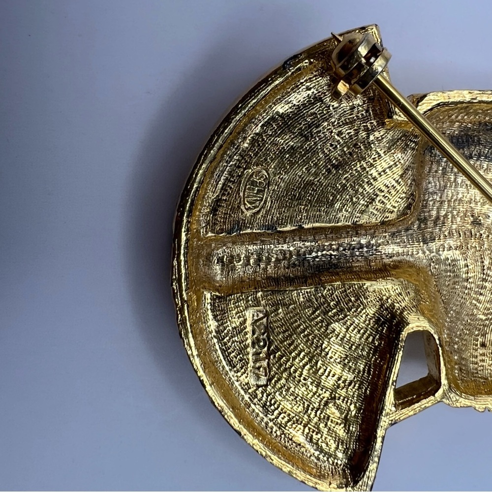 Rare Sphinx Egyptian Revival Vintage Gold Tone Pharaoh Brooch w/ Colorful Accent - Picture 5 of 8